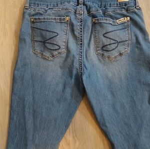 SEVEN 7 DISTRESSED Stylish Blue Denim Jeans TUMMYLESS  SIZE 14
